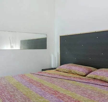 Casavacanzerooms Portale Guest house *